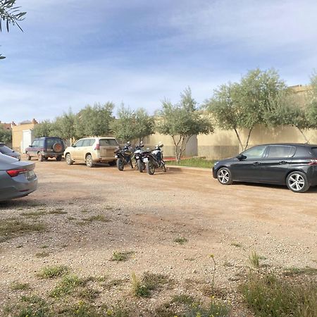 א-ראשידיה Ighiz Inn Resort מראה חיצוני תמונה