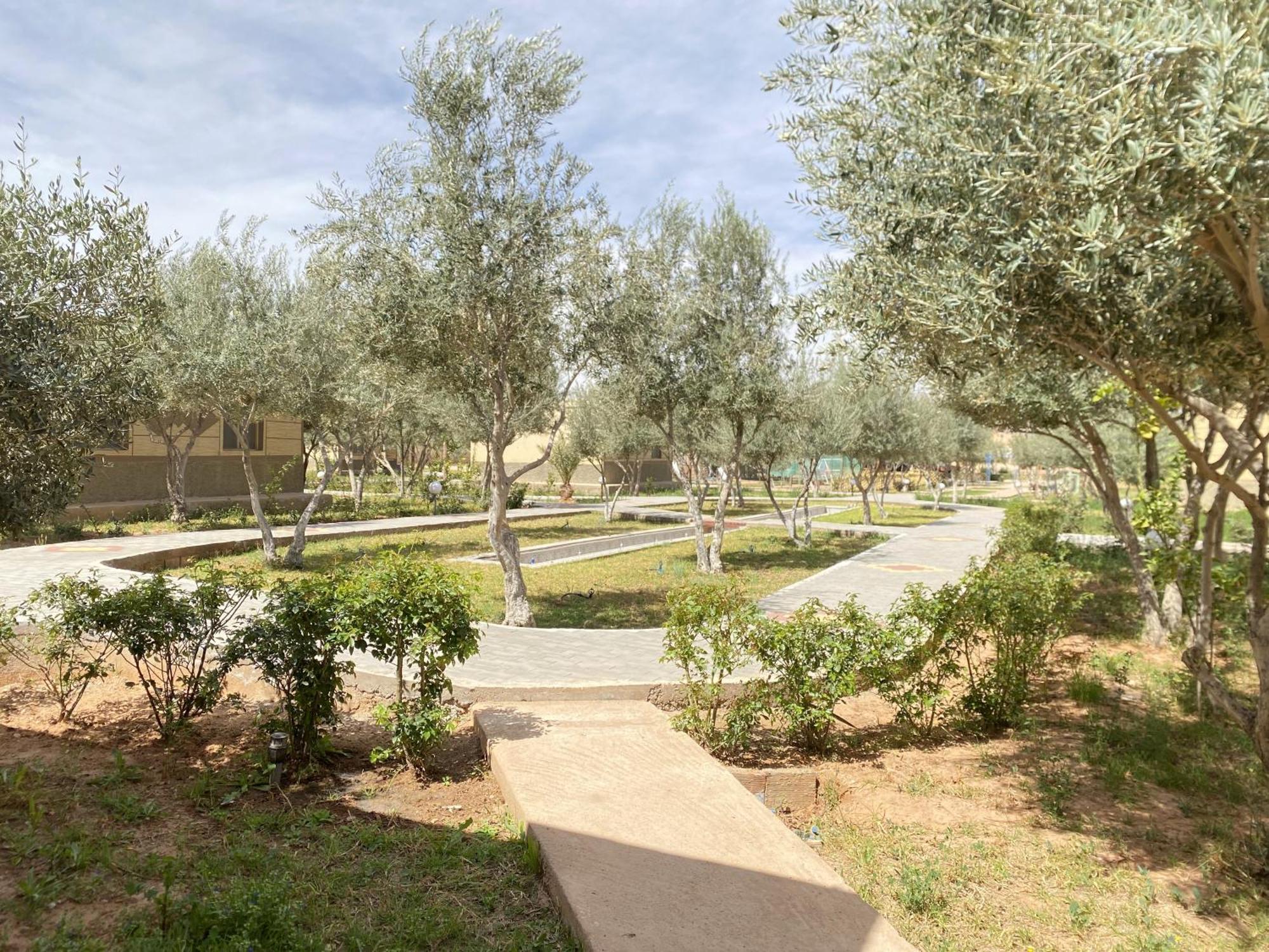 א-ראשידיה Ighiz Inn Resort מראה חיצוני תמונה