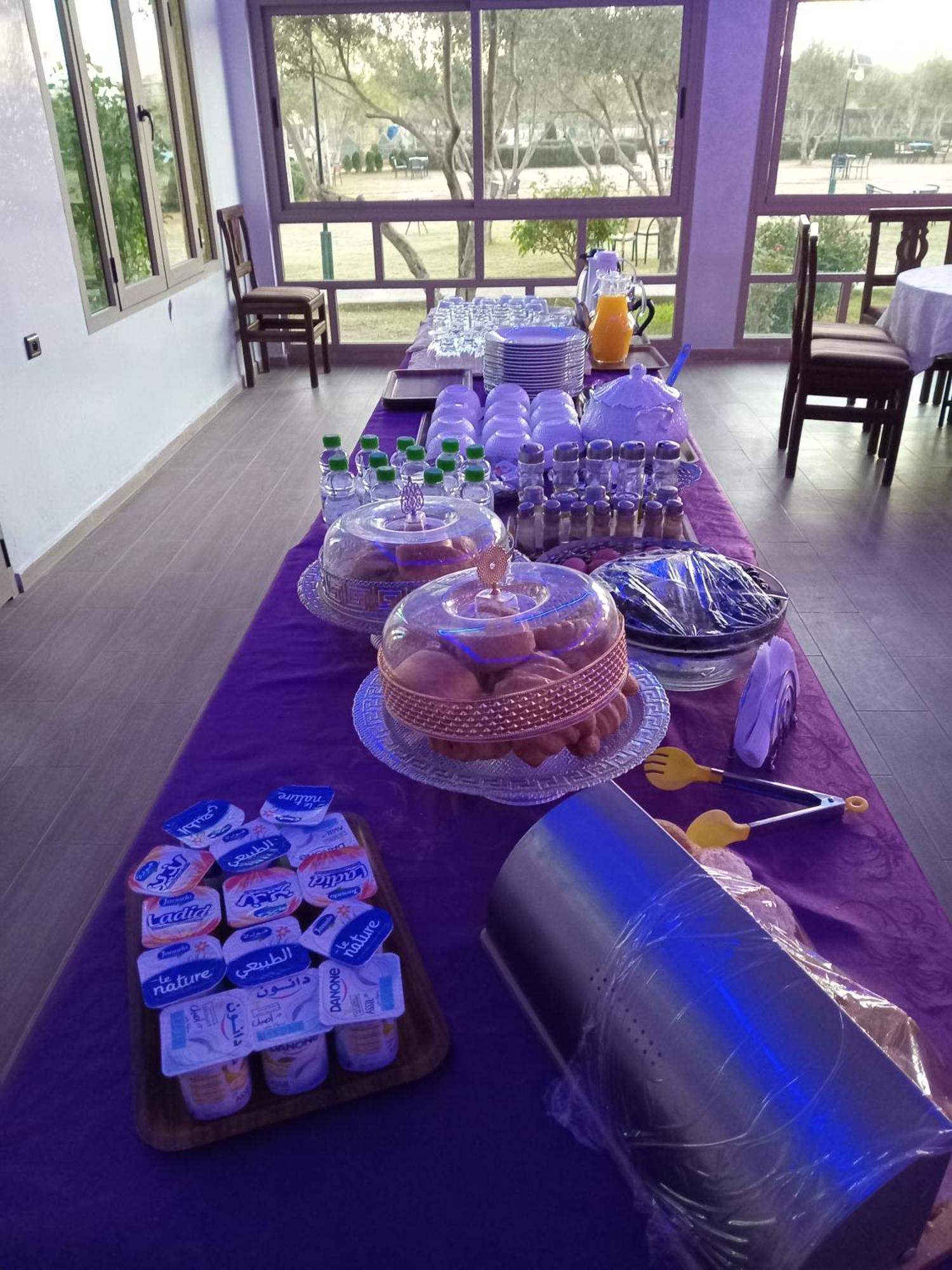 א-ראשידיה Ighiz Inn Resort מראה חיצוני תמונה
